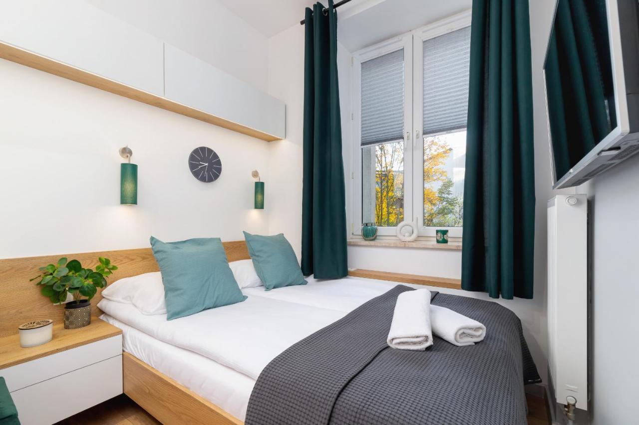 Trendy By Renters Apartament *