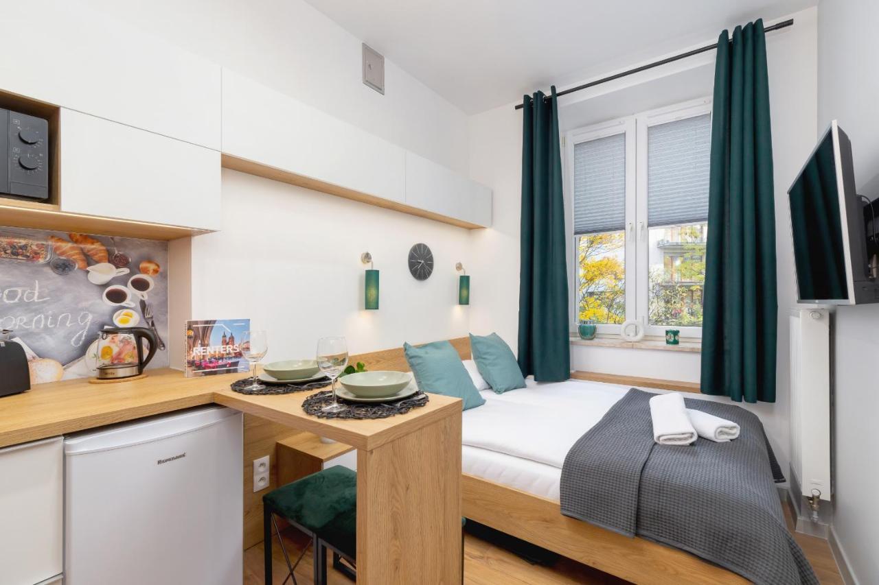 Trendy By Renters Apartament