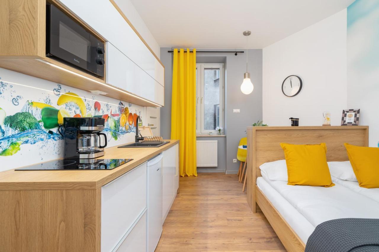 Trendy By Renters Apartament *