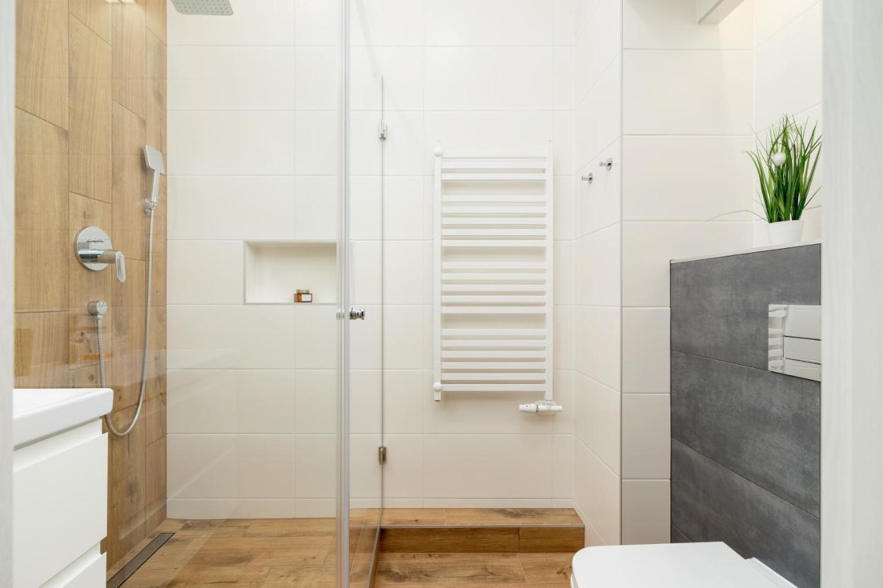 Trendy By Renters Apartament *